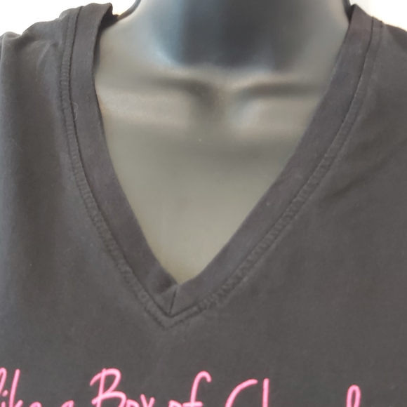 BUBBA GUMP | Women's Life Is Like A Box Of Chocolates Shirt Black Size Large - Picture 4 of 7